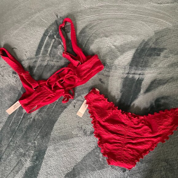 Victoria's Secret, Full Coverage Top, & Cheeky Bottoms, NEW! - Picture 2 of 10